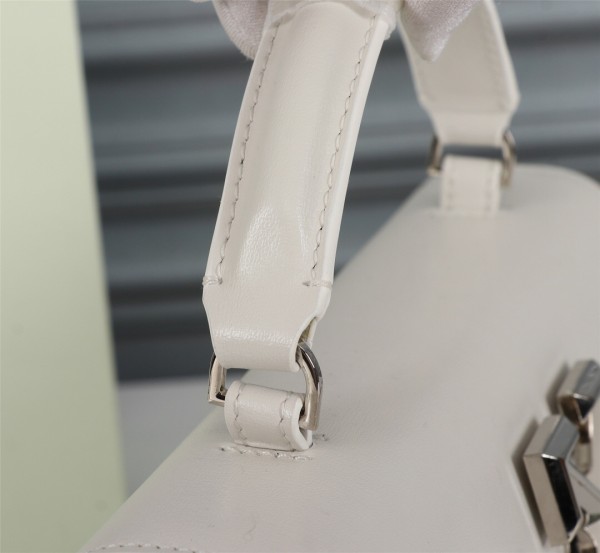 handbags OFF-White 519（5335870）size:22*14*7cm