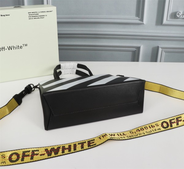 handbags OFF-White 534（5330870）size:22*18*8cm