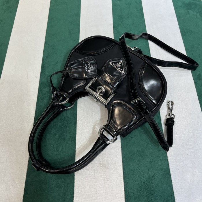  Handbags Prada PRADA PASSAVELA  1BA381 size:23x16x9 cm