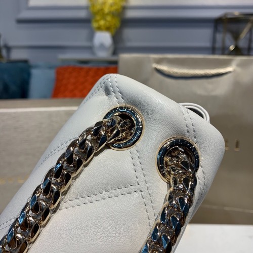  Handbags Bvlgari 2839930021 size:22.5*15*10 cm