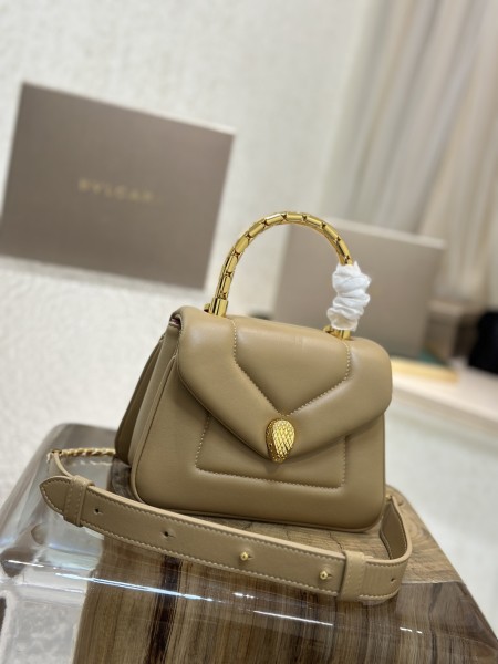  Handbags Bvlgari 292128 size:20*14*10 cm