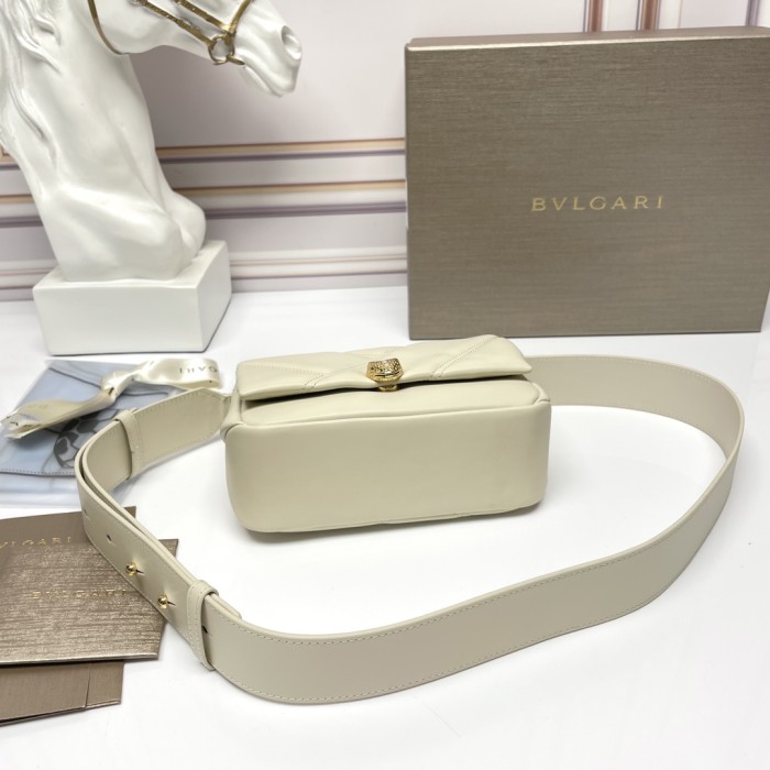  Handbags Bvlgari 291086 size:18*12*8 cm