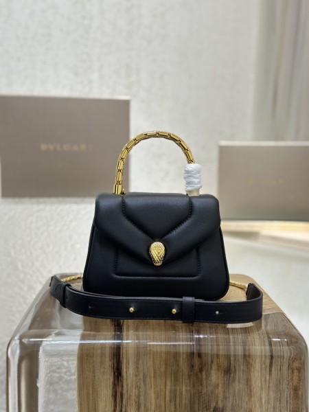  Handbags Bvlgari 292128 size:20*14*10 cm