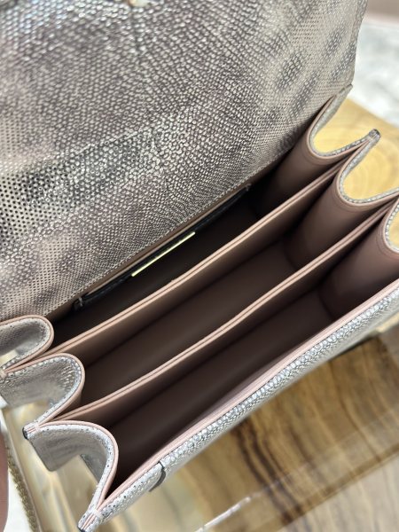  Handbags Bvlgari 38329 size:18 cm