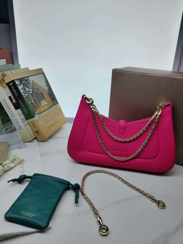  Handbags Bvlgari 293208 size:27.5*18*3.5 cm