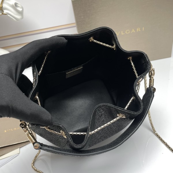  Handbags Bvlgari B287614 size:16*20*10.5 cm