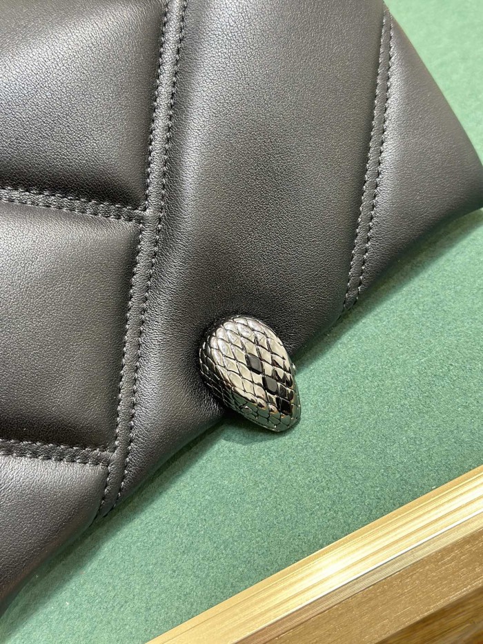  Handbags Bvlgari 291085 size:18*12*8 cm