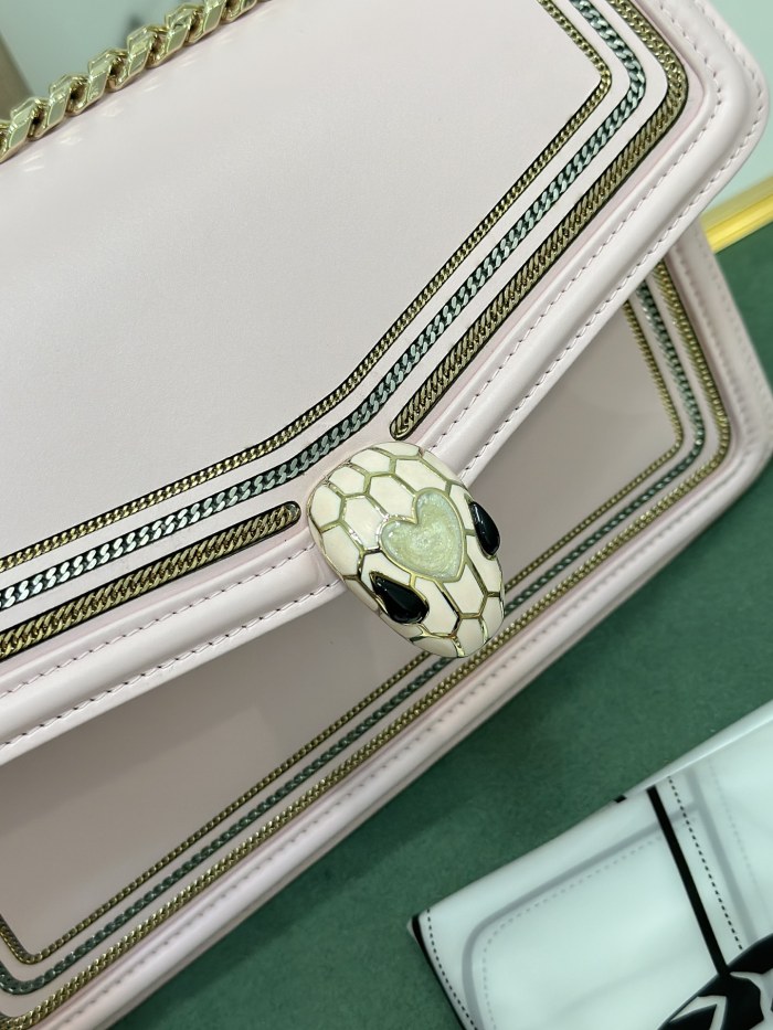  Handbags Bvlgari 288656 size:24*16*6.5 cm