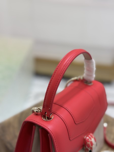  Handbags Bvlgari 38329 size:18*16*9 cm