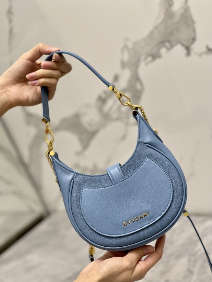  Handbags Bvlgari 291765 size:19.5*20*5 cm