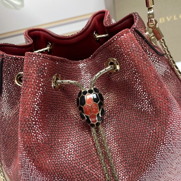  Handbags Bvlgari B287614 size:16*20*10.5 cm