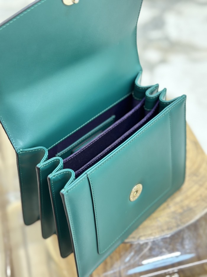  Handbags Bvlgari 38329 size:18*16*9 cm