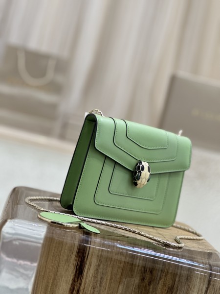  Handbags Bvlgari Serpenti Forever 35107 size:20*15*5 cm