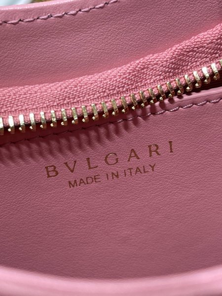  Handbags Bvlgari 291765 size:19.5*20*5 cm