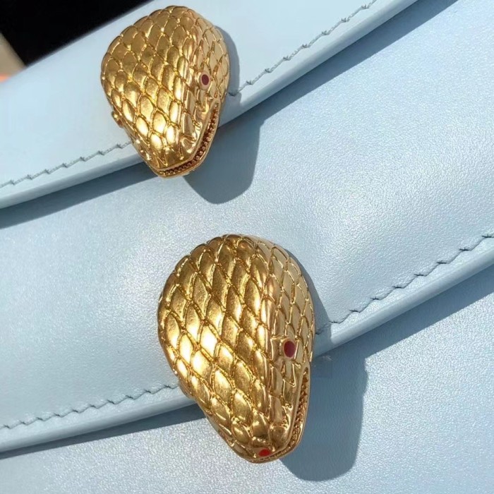  Handbags Bvlgari 288739 size:18.5*13*6.5 cm