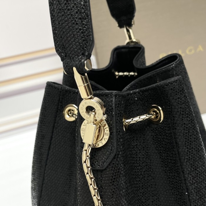  Handbags Bvlgari B287614 size:16*20*10.5 cm