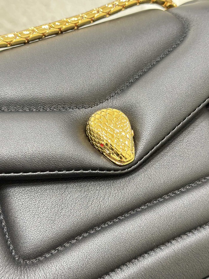  Handbags Bvlgari 292123 size:22.5*15*7 cm