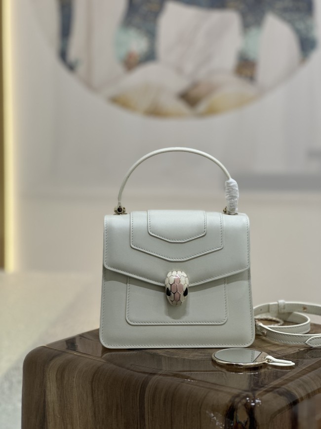  Handbags Bvlgari 38329 size:18*16*9 cm