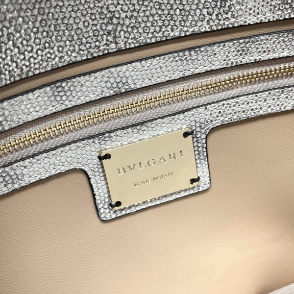  Handbags Bvlgari 286999 size:18 cm