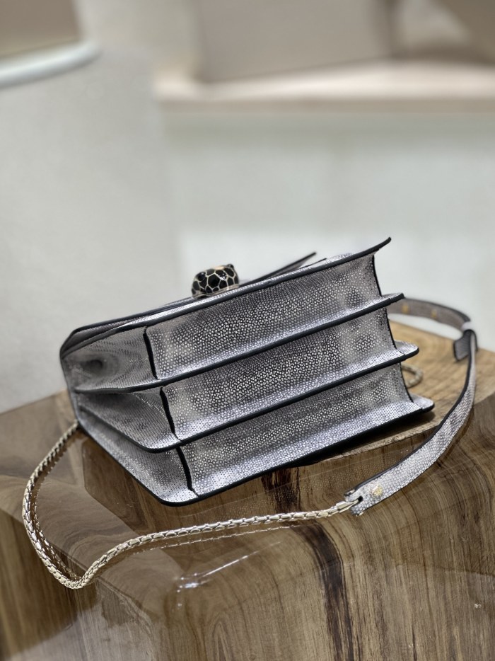  Handbags Bvlgari 38329 size:18 cm