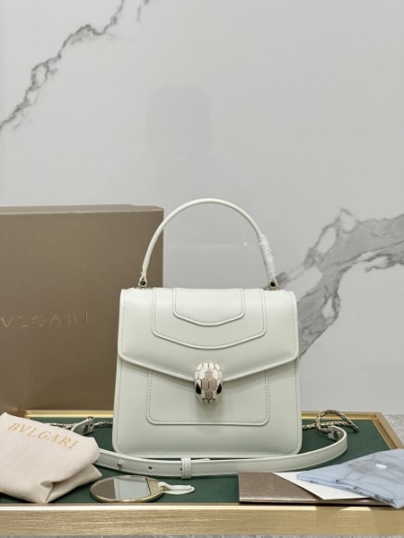  Handbags Bvlgari 38329 size:18*16*9 cm
