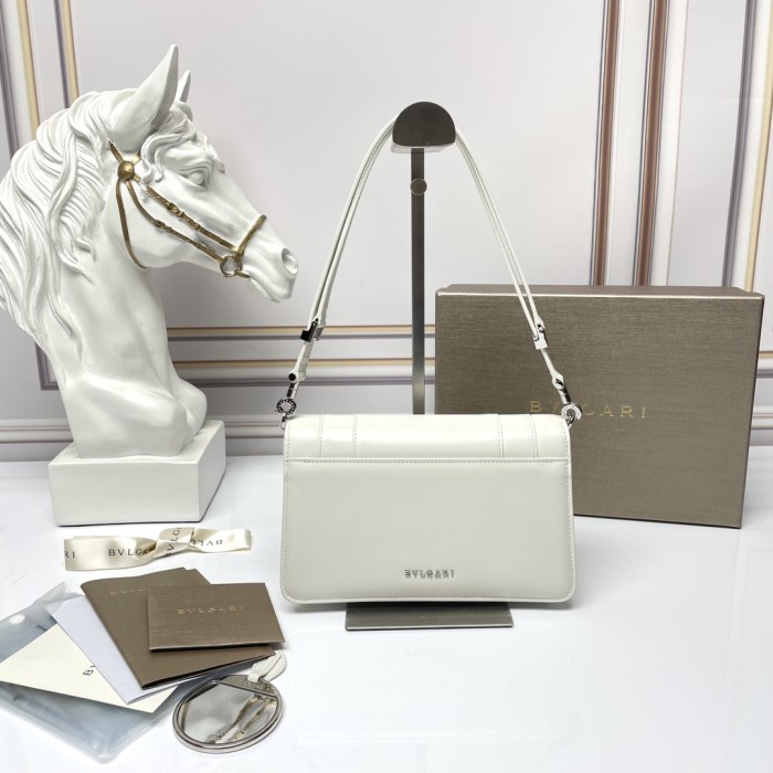  Handbags Bvlgari 292104 size:22*15*4.5 cm