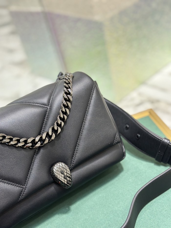  Handbags Bvlgari 291088 size:22.5*15*10 cm