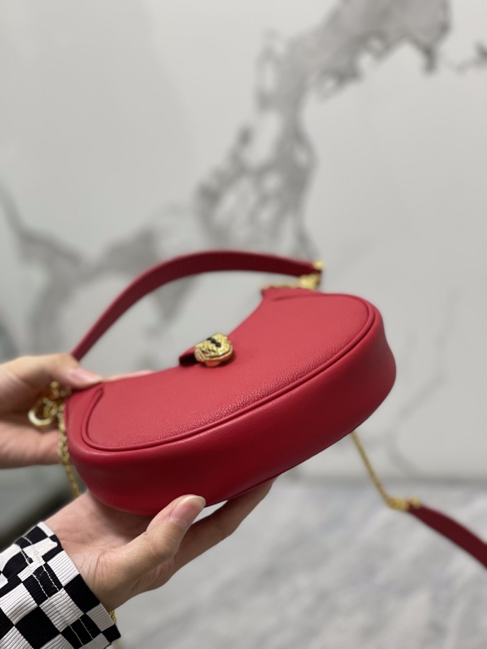  Handbags Bvlgari 291765 size:19.5*20*5 cm