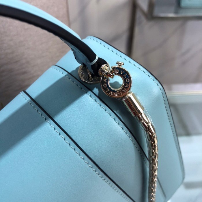  Handbags Bvlgari 38329 size:18*16*9 cm