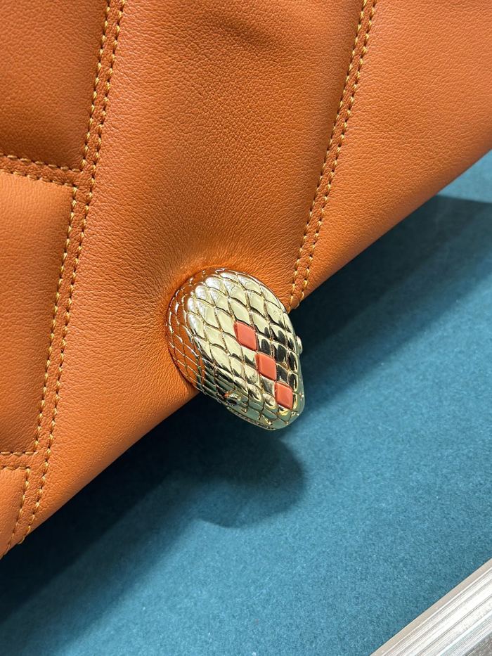  Handbags Bvlgari 291088 size:22.5*15*10 cm