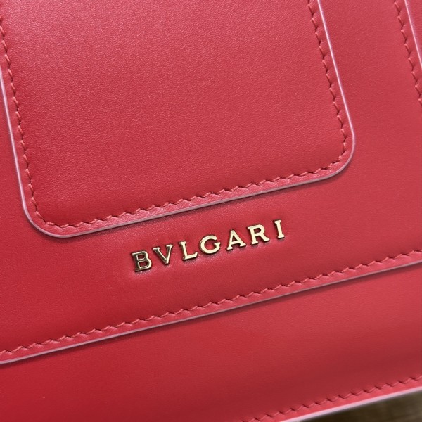  Handbags Bvlgari 38329 size:18*16*9 cm