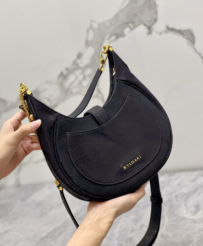  Handbags Bvlgari 291636 size:25.5*25*5.5 cm