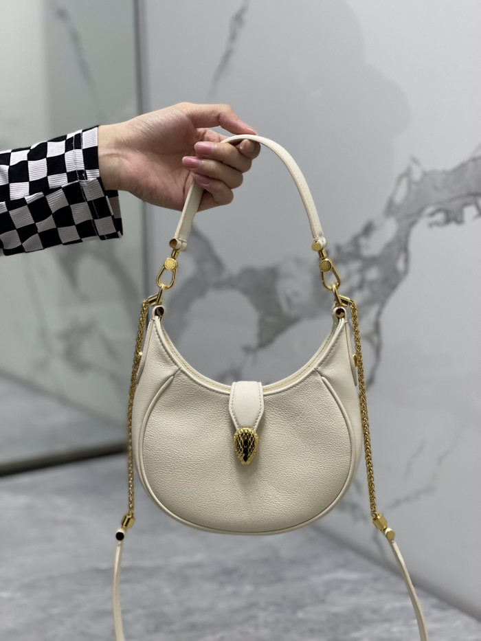  Handbags Bvlgari 291765 size:19.5*20*5 cm