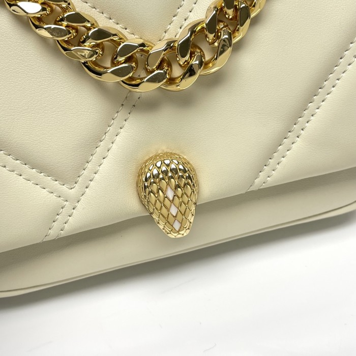  Handbags Bvlgari 291086 size:18*12*8 cm