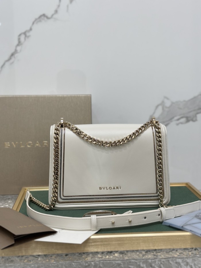  Handbags Bvlgari 288656 size:24*16*6.5 cm