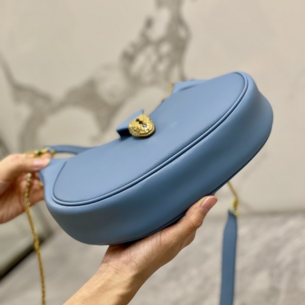  Handbags Bvlgari 291636 size:25.5*25*5.5 cm