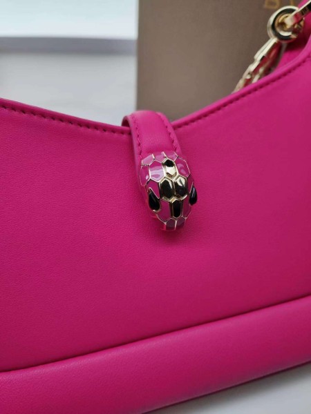  Handbags Bvlgari 293208 size:27.5*18*3.5 cm