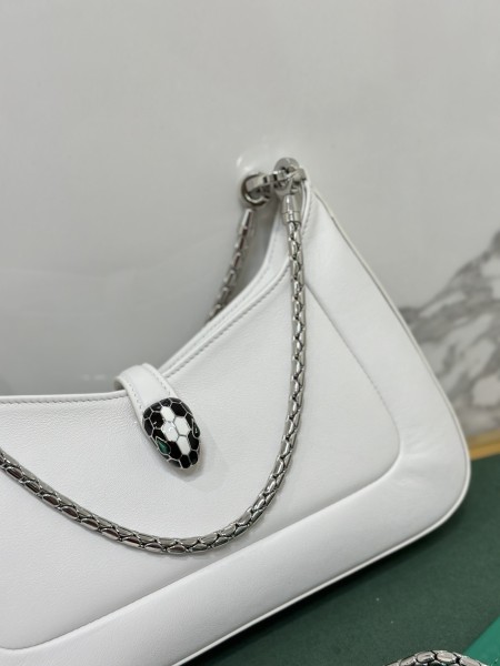  Handbags Bvlgari 293208 size:27.5*18*3.5 cm