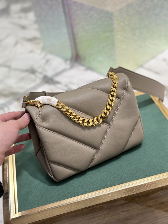  Handbags Bvlgari 291088 size:22.5*15*10 cm