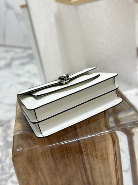  Handbags Bvlgari 29032 size:25*17*8 cm