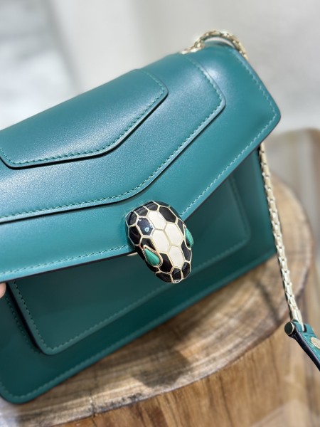  Handbags Bvlgari 289676 size:19-13-7 cm