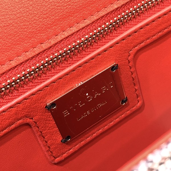  Handbags Bvlgari 287656 size:24*16*6.5 cm