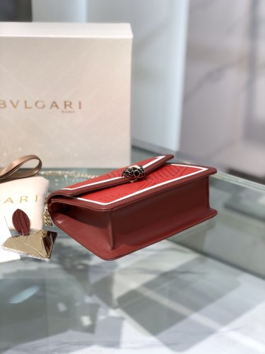  Handbags Bvlgari Serpenti Forever 288104 size:17*11*5 cm