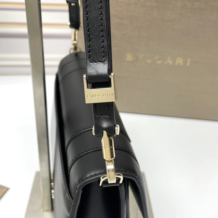  Handbags Bvlgari 292104 size:22*15*4.5 cm