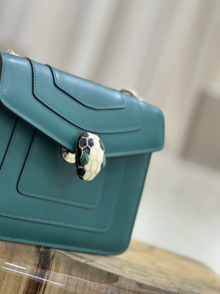  Handbags Bvlgari Serpenti Forever 35107 size:20*15*5 cm