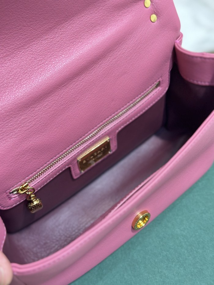  Handbags Bvlgari 291088 size:22.5*15*10 cm