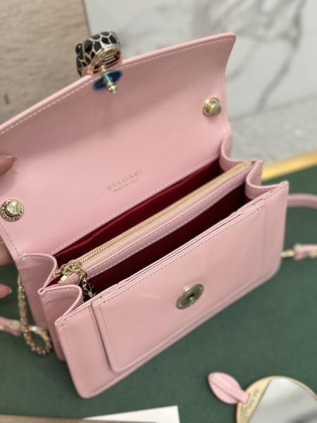  Handbags Bvlgari 289676 size:19*13*7 cm