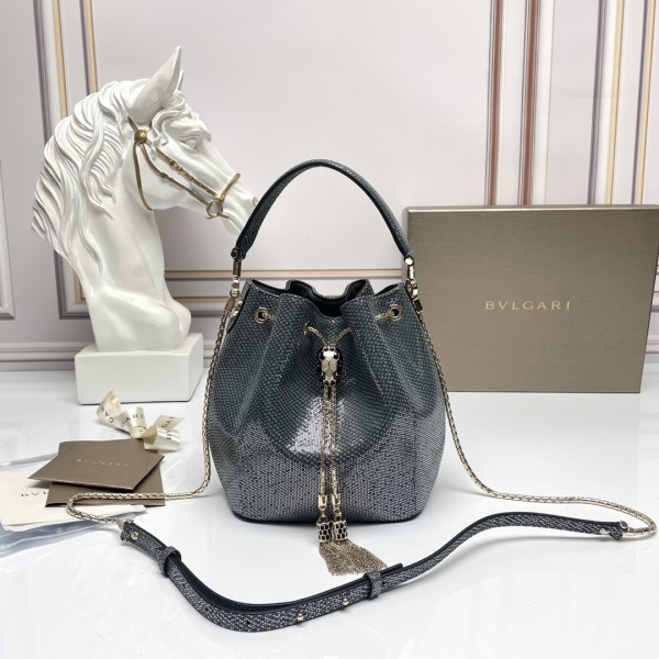  Handbags Bvlgari B287614 size:16*20*10.5 cm
