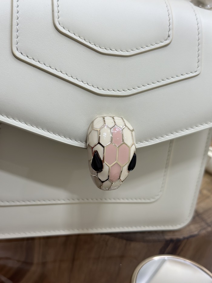  Handbags Bvlgari 38329 size:18*16*9 cm