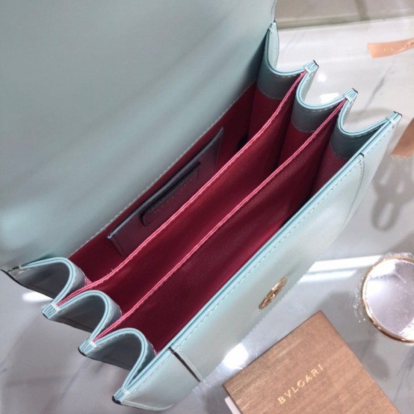  Handbags Bvlgari 38329 size:18*16*9 cm